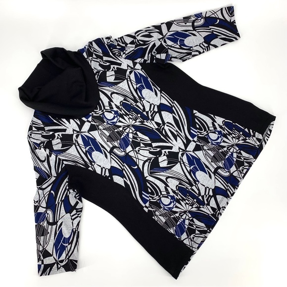 Brochure Lightweight Patterned Turtleneck Top with 3/4 Sleeves, XXL - Picture 10 of 16